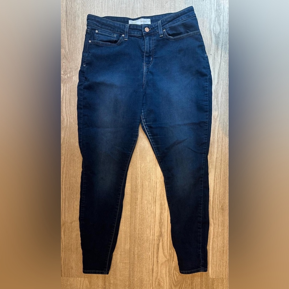 Signature by Levi Strauss Women's Navy Skinny Jeans